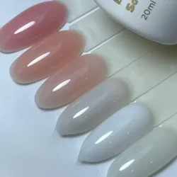 Base Strong Miss Cherry 20 ml  Gama C