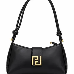 Bolso de hombro negro con logo dorado
