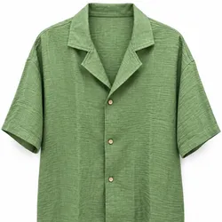 Camisa verde de textura arrugada