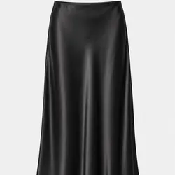 Falda midi satinada negra