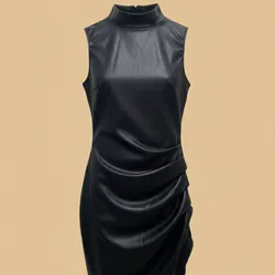 Vestido Mini Negro Efecto Piel