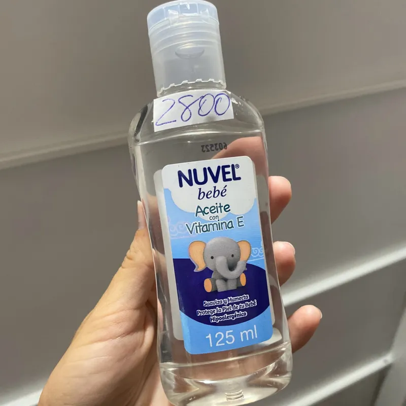 Aceite Nuvel para bebé