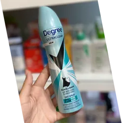 Desodorante Degree en spray