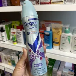 Desodorante Degree en spray