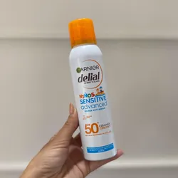 ☀️ Garnier Delial Ambre Solaire Niños Sensitive Advanced Bruma Anti Arena SPF 50+