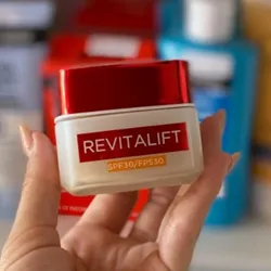 ❤️ L’Oréal Paris Revitalift Crema Hidratante SPF30