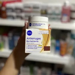 💙 NIVEA Antiarrugas Revitalizante 55+ · Crema de Día