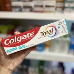 Pasta dental Colgate Total