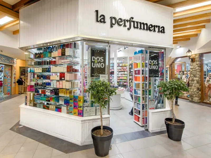 PERFUMES  y COLONIAS