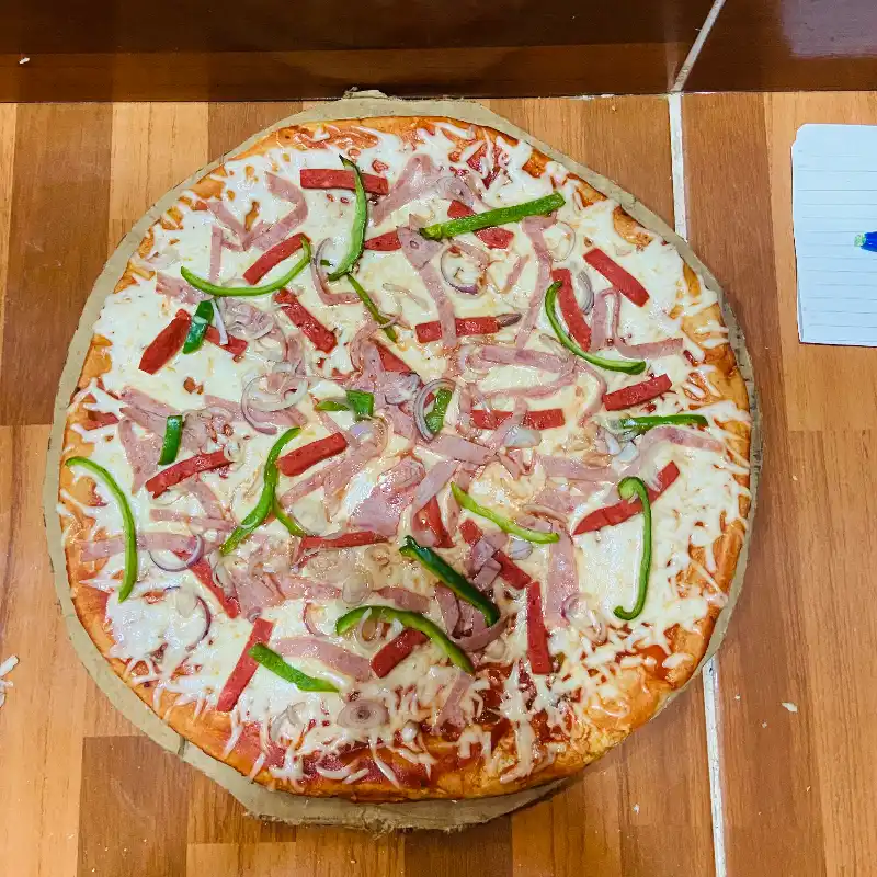 Pizza amazónica queso Gouda 