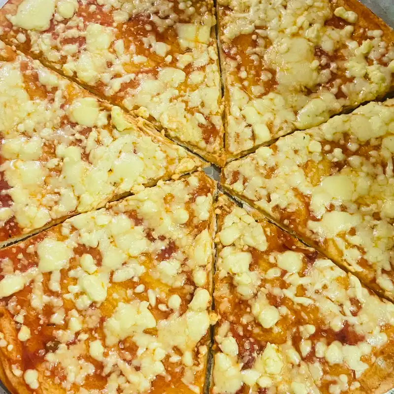 Pizza regular queso blanco 