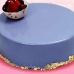 Tarta de yogurt y frutos del bosque