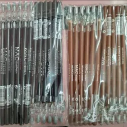 Lápiz para Ojos y Cejas Carmelita .