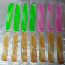 Peines pequeños 
