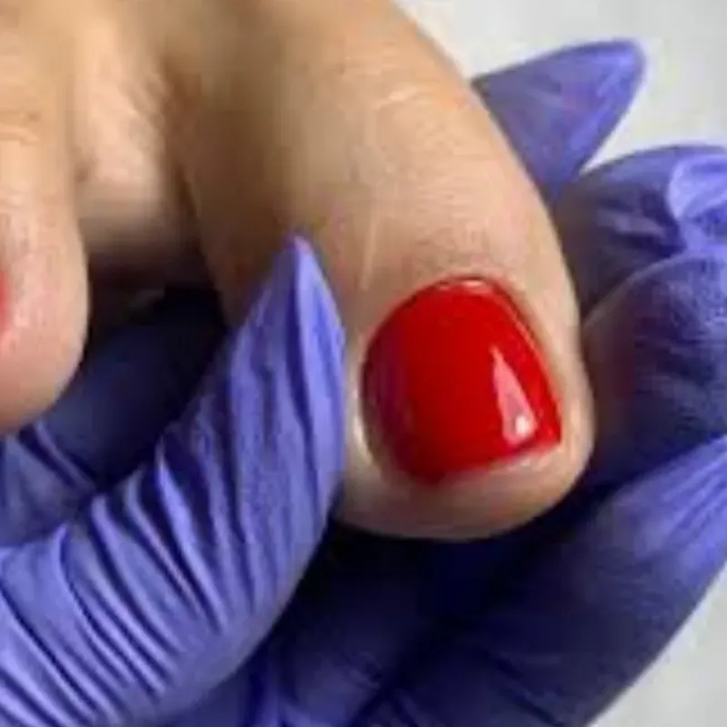 Pedicura rusa con ruber gel 