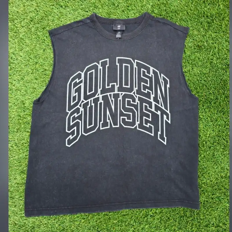 H&M Loose-Fit Sleeveless T-Shirt