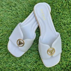 Sandalias GUESS❓️