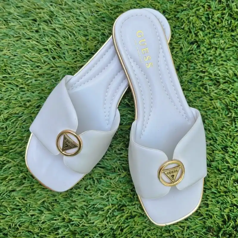 Sandalias GUESS❓️