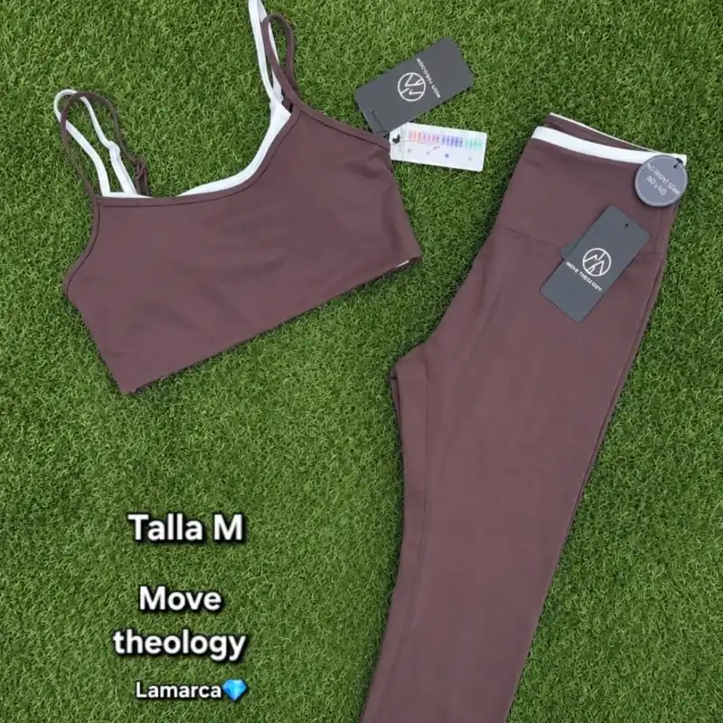 Set deportivo de Licra y top Move Theology