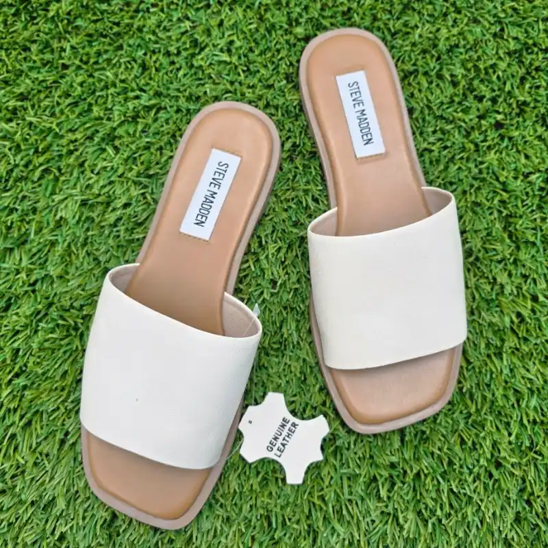 Steve Madden Women's Dakoda Sandal
