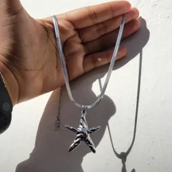 Cadena serpiente y estrella grande