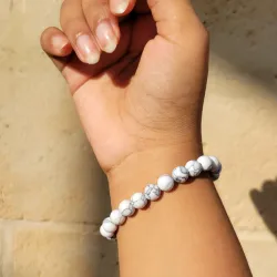 Pulsera elástica de Howlita Natural 🤍