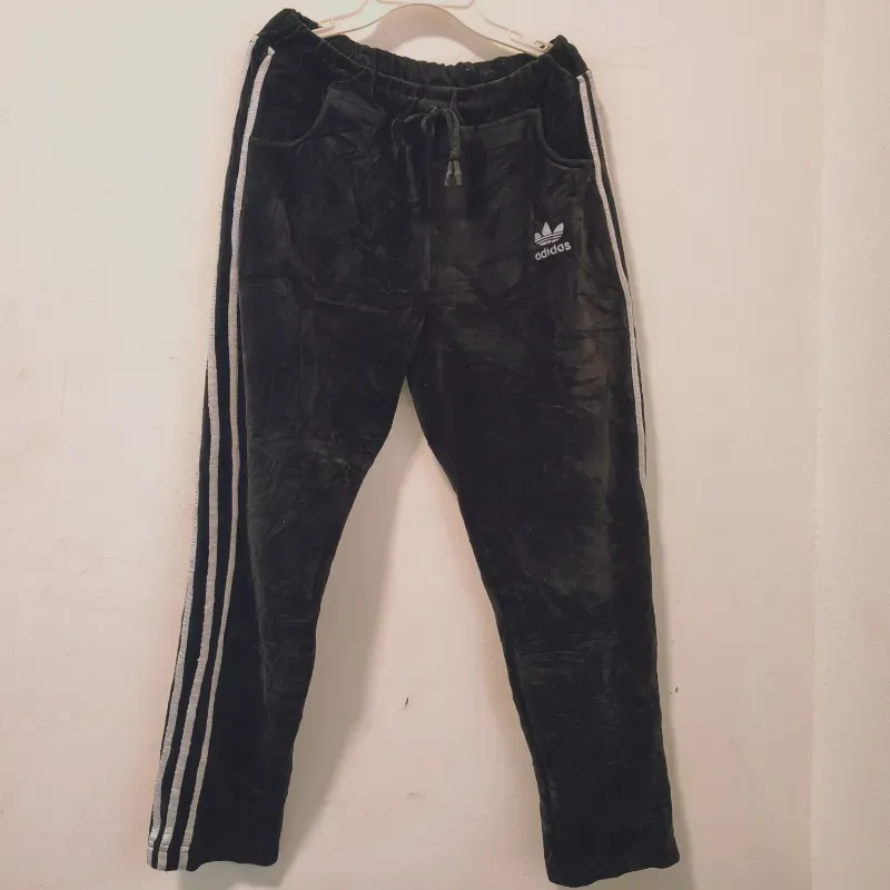 Pantalon largo negro