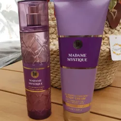 Set de colonia y crema bath and body works 
