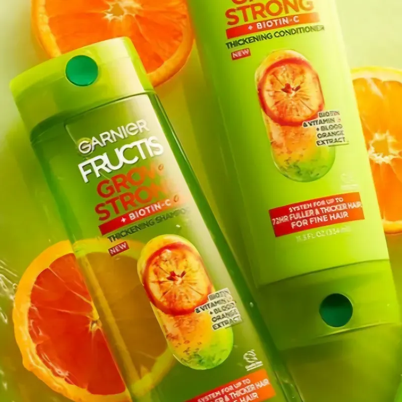 Set de shampoo y acondicionador de Garnier fructis Grow Strong