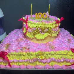 Pastel cuadrado de 2 pisos