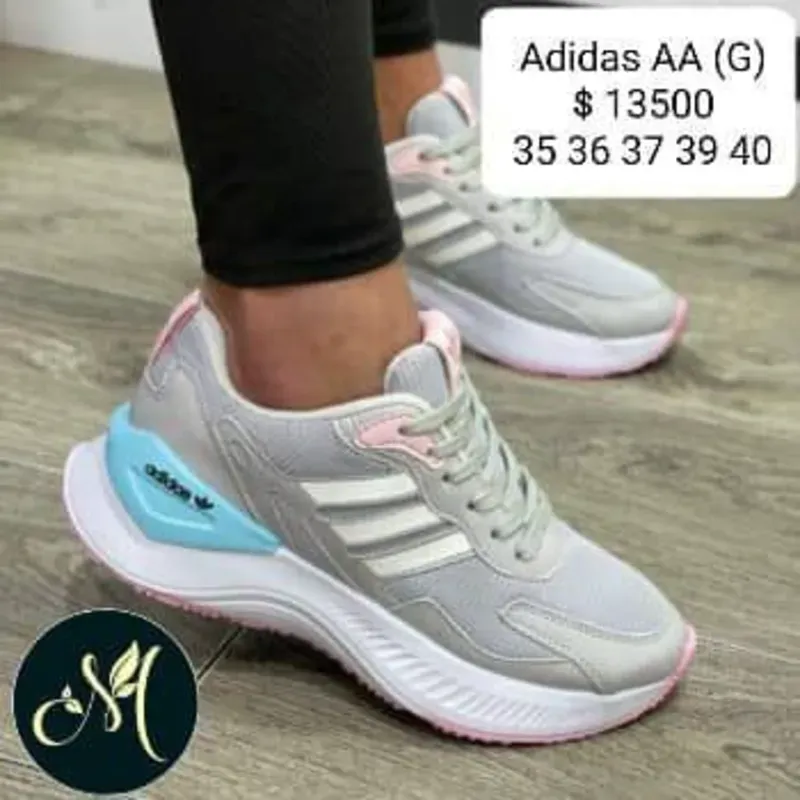 Adidas (F)