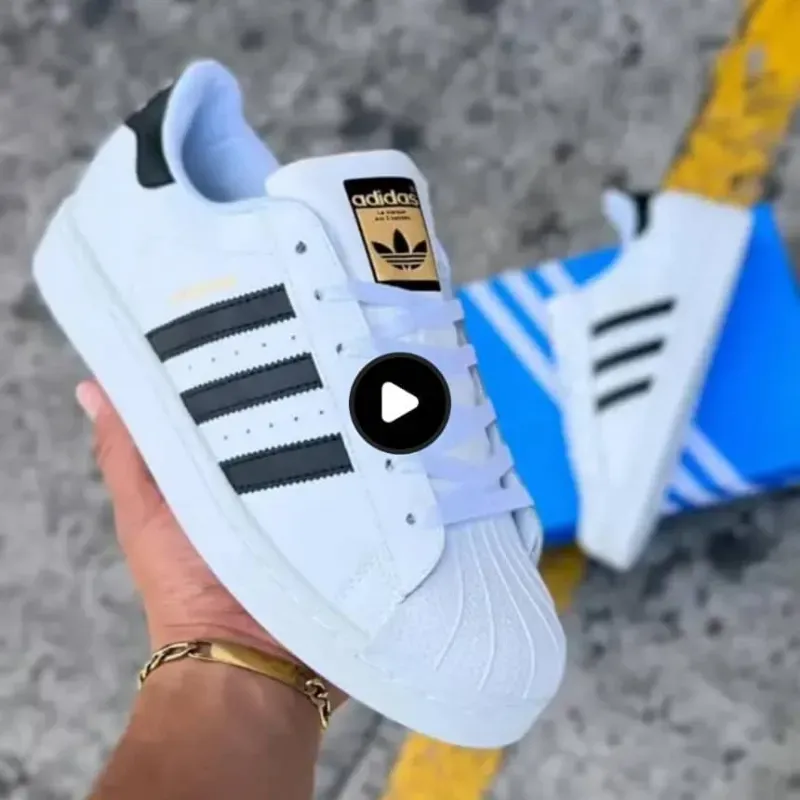 Adidas (M)