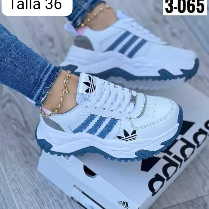 Adidas (M)