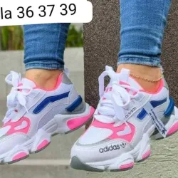 Adidas (M)