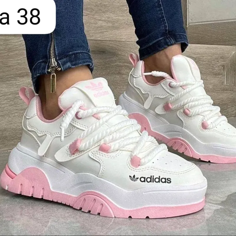 Adidas (M)