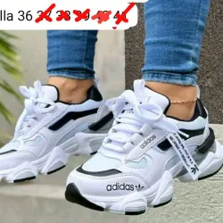 Adidas (M)