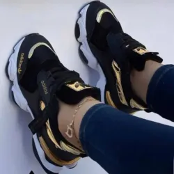 Adidas (M)