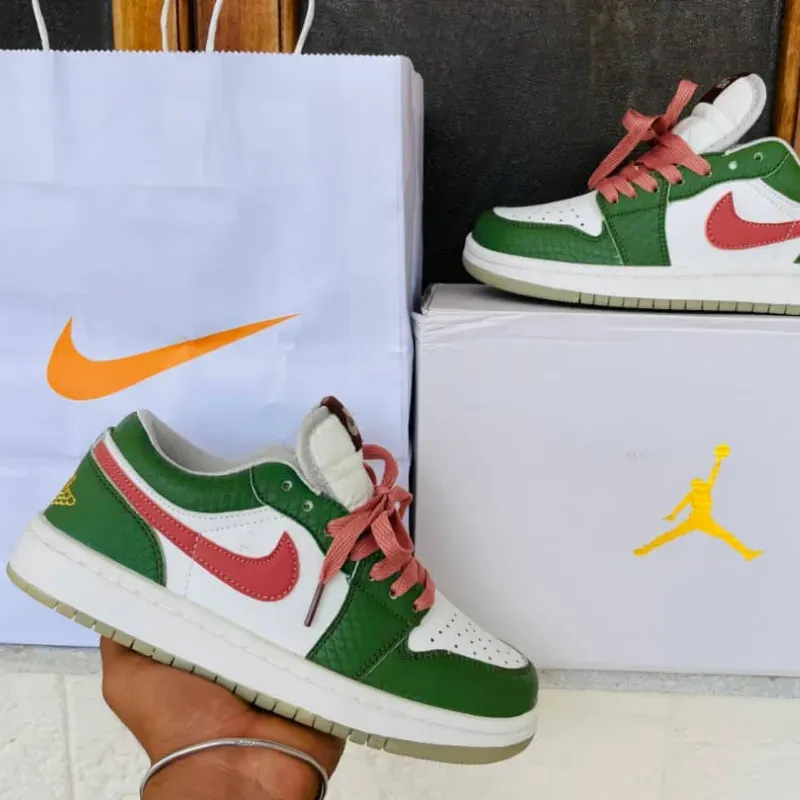 Air Jordan One (G)
