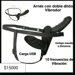 Arnés con Doble Dildo Vibrador