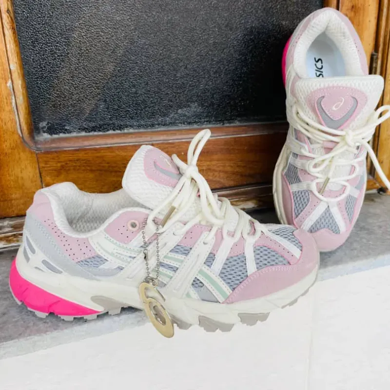 Asics (G)