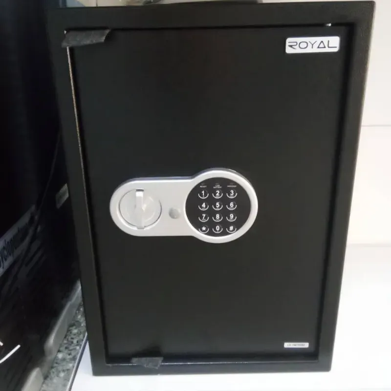 Caja Fuerte Electrónica *Royal *43L (RCF43L)  (CM)