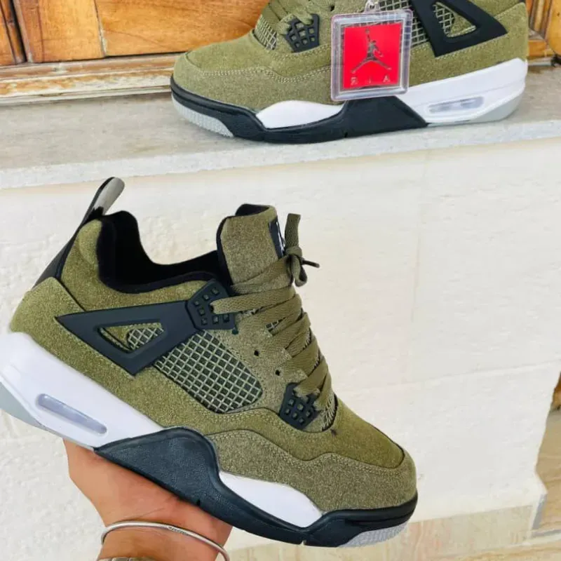 Jordan Retro 4 (G)