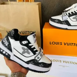 Louis Vuitton Trainer (G)