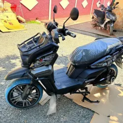 *Moto Eléctrica Treck ADV*