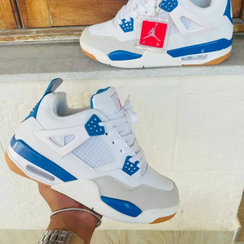 Retro 4 (G)