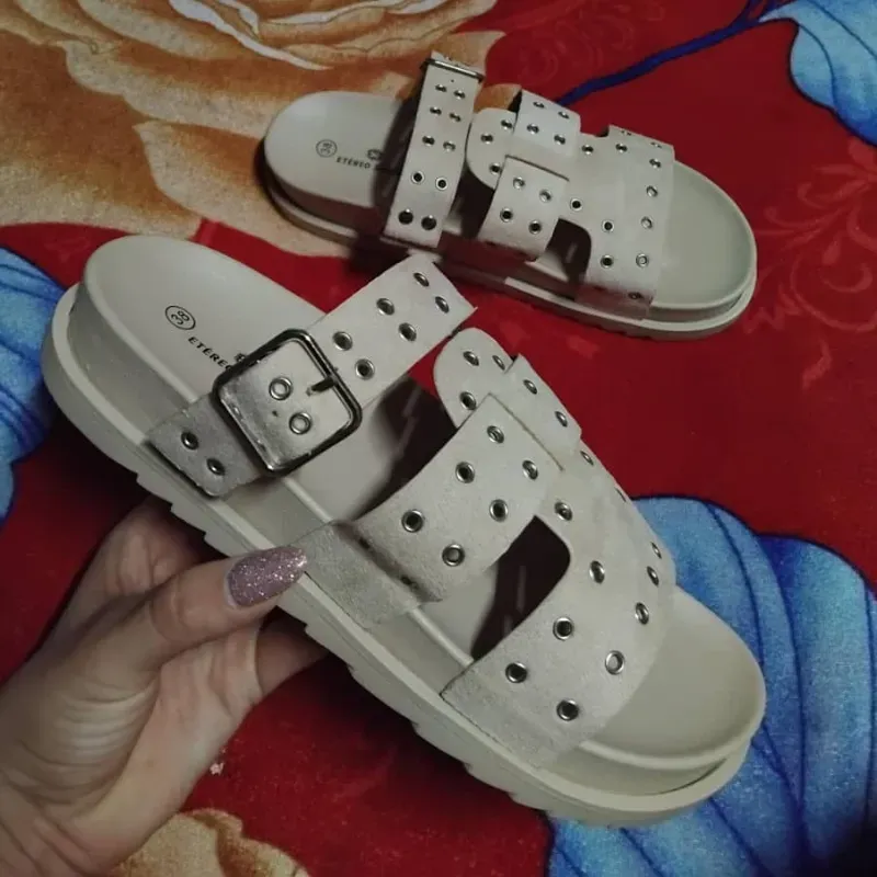 Sandalias (M)