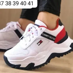 Tommy (M)