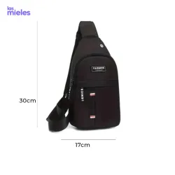 Mochila pequeña negra