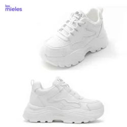 Tenis altos con suela gruesa