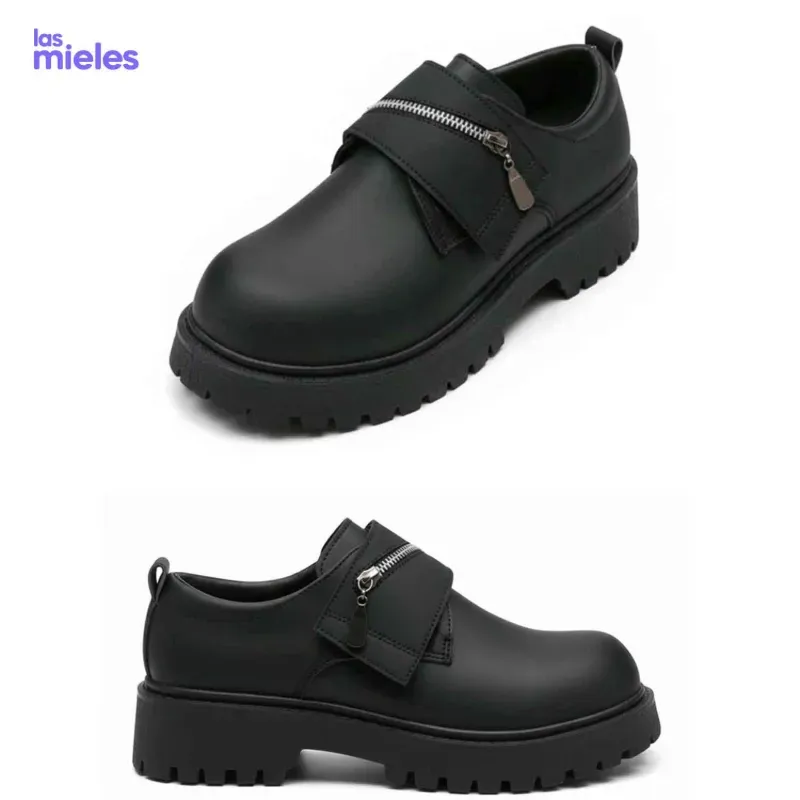 Zapato de vestir con cremallera